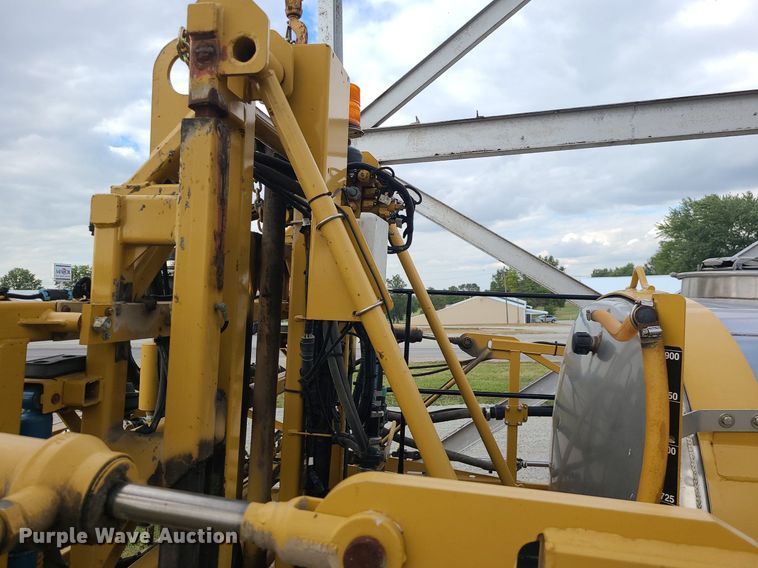 image for item MJ9390 AGCO  sprayer bed