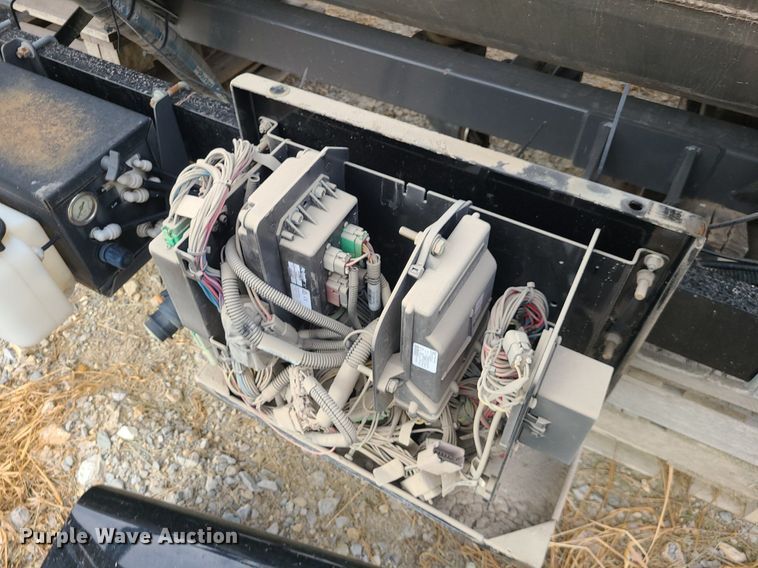 image for item MJ9390 AGCO  sprayer bed