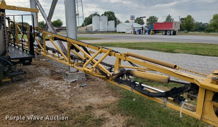 image for item MJ9390 AGCO  sprayer bed