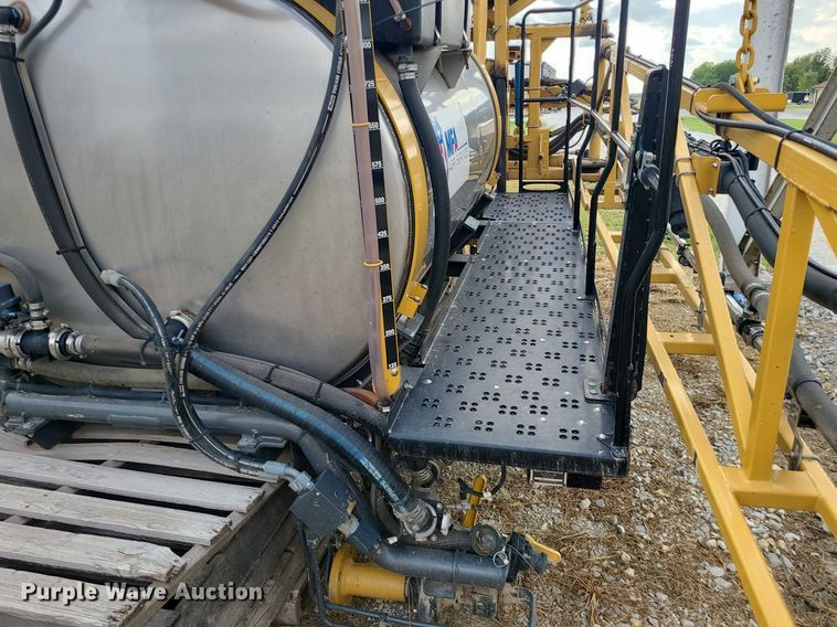 image for item MJ9390 AGCO  sprayer bed