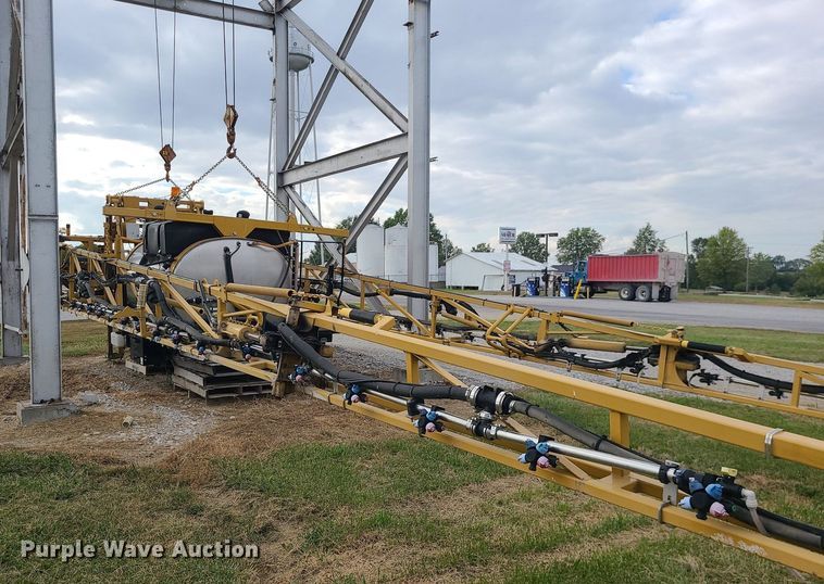 image for item MJ9390 AGCO  sprayer bed