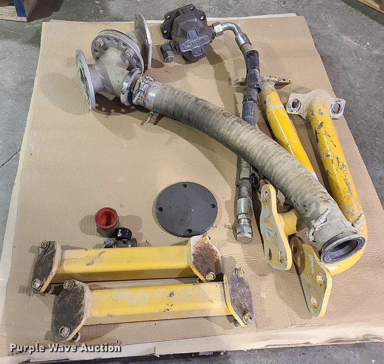 image for item MJ9390 AGCO  sprayer bed