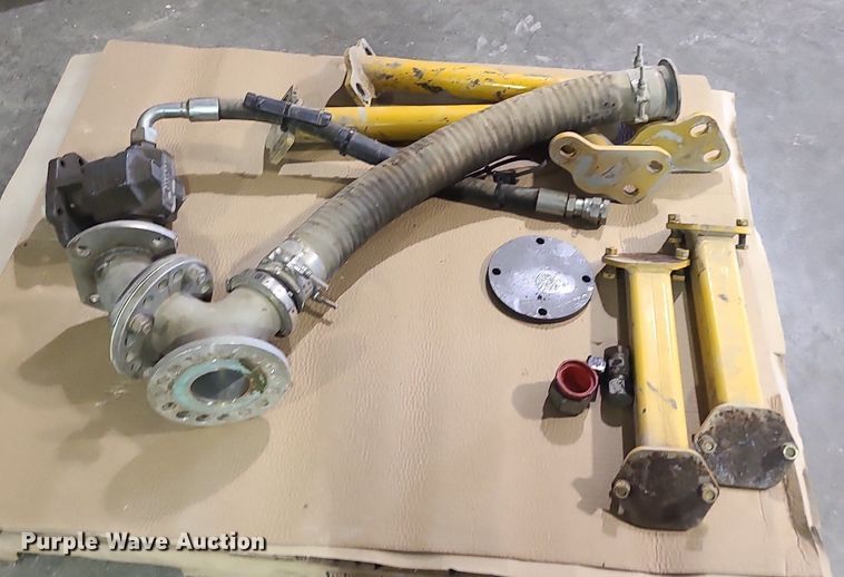 image for item MJ9390 AGCO  sprayer bed