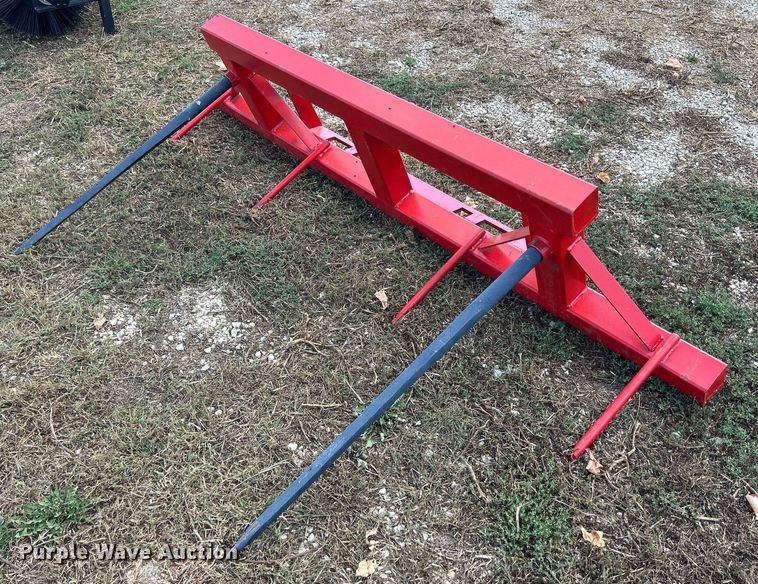 image for item MO9054 Skid steer bale spear