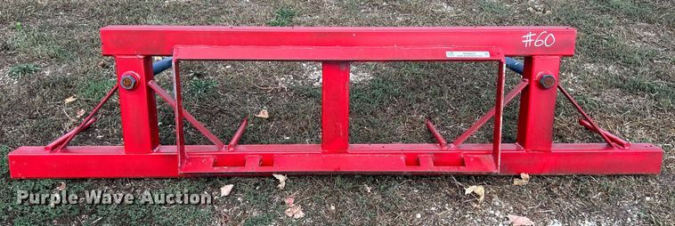 image for item MO9054 Skid steer bale spear