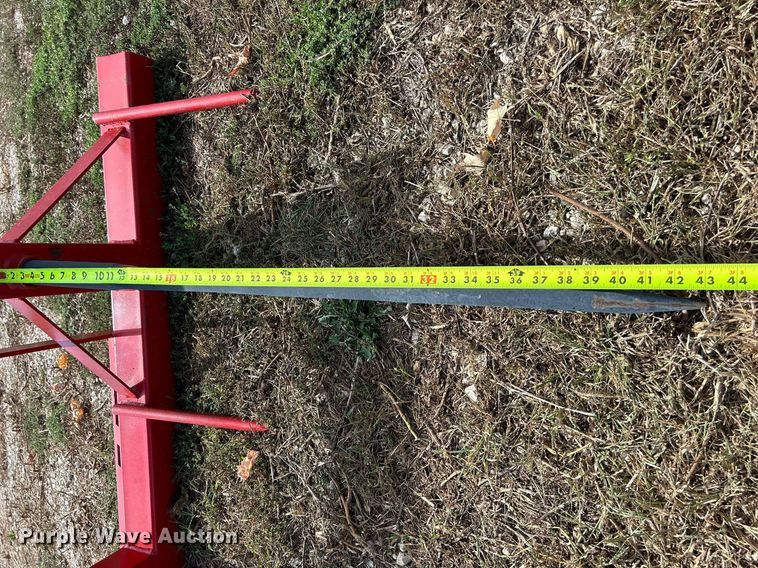 image for item MO9054 Skid steer bale spear