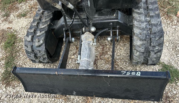 image for item MO9056 2023 AGT QH12  mini excavator