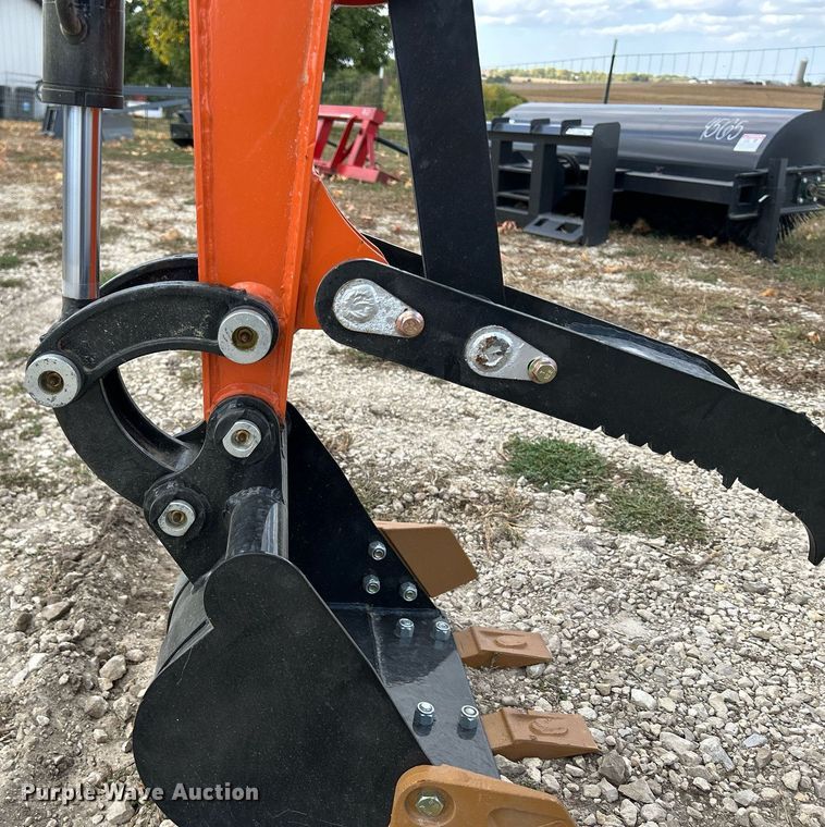 image for item MO9056 2023 AGT QH12  mini excavator