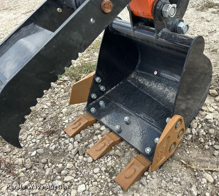 image for item MO9056 2023 AGT QH12  mini excavator