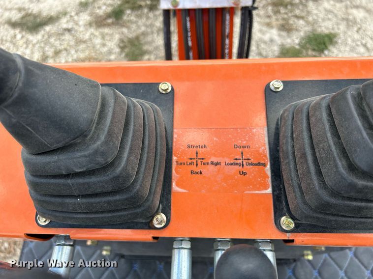 image for item MO9056 2023 AGT QH12  mini excavator