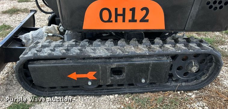 image for item MO9056 2023 AGT QH12  mini excavator