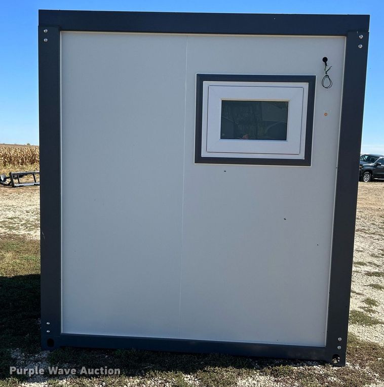 image for item MO9057 Bastone  mobile restroom