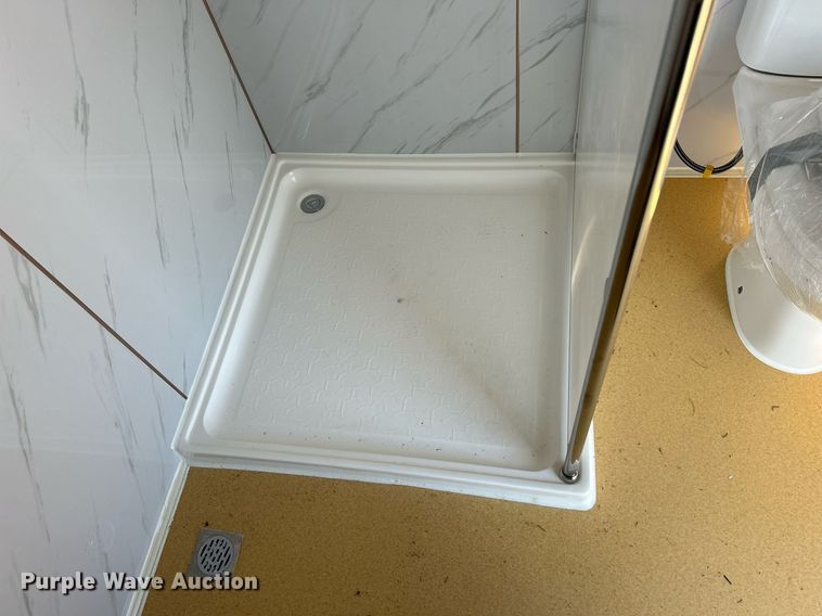 image for item MO9057 Bastone  mobile restroom