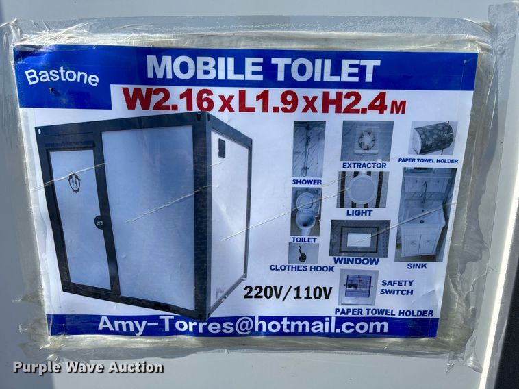image for item MO9057 Bastone  mobile restroom