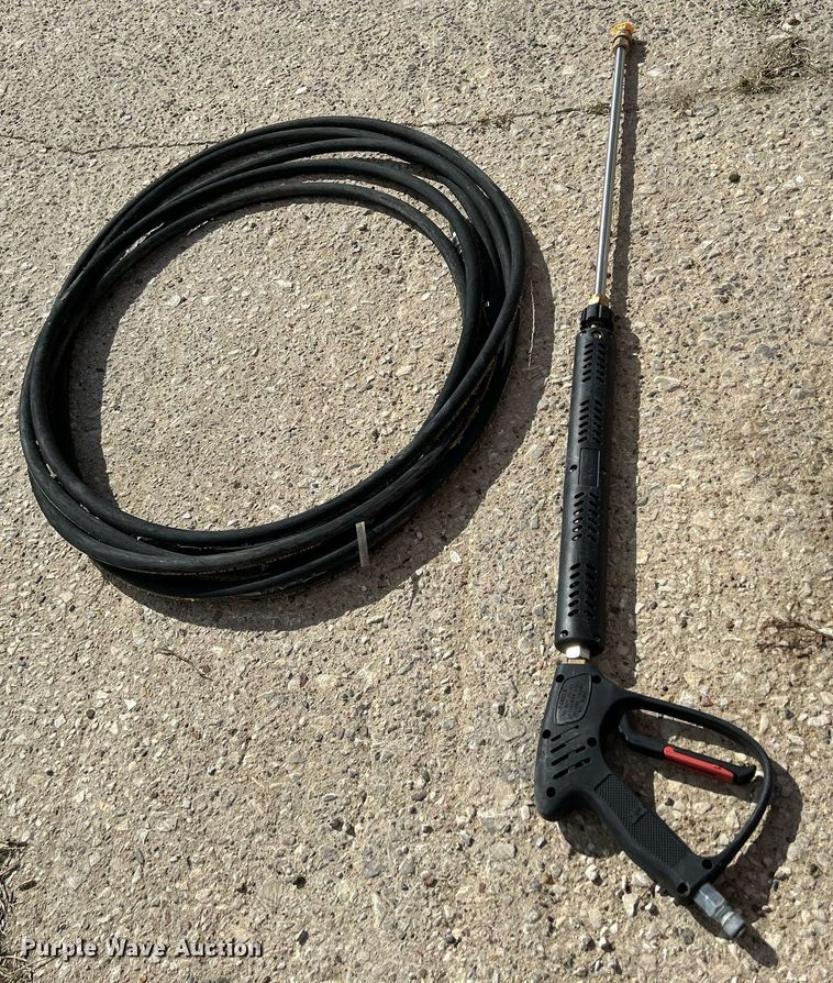 image for item MO9065 2023 Magnum 4000 Series Gold  hot pressure washer