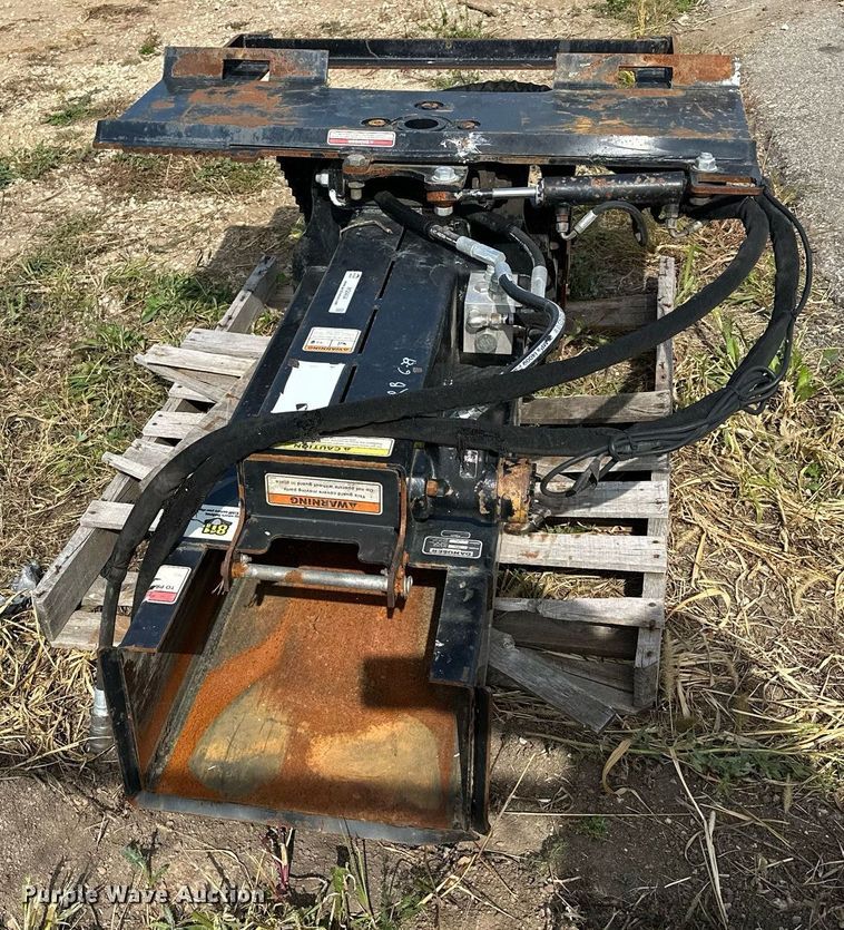 image for item MQ9454 Danuser SM40  skid steer post driver