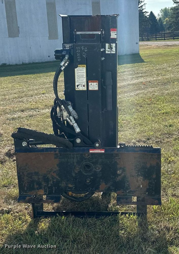 image for item MQ9459 Danuser SM40 skid steer post driver