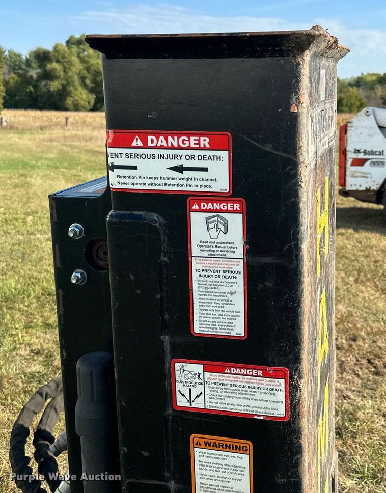 image for item MQ9459 Danuser SM40 skid steer post driver