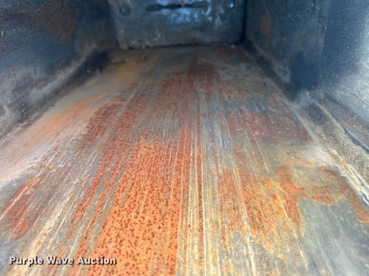 image for item MQ9459 Danuser SM40 skid steer post driver