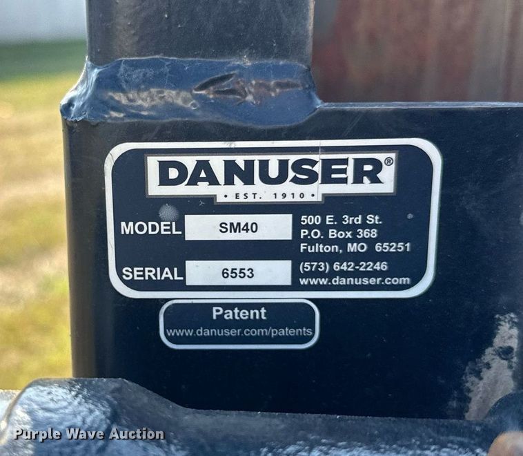 image for item MQ9459 Danuser SM40 skid steer post driver