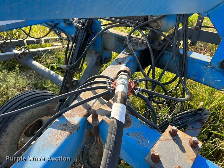 image for item NA9199 DMI Nutri-Placr 4300  anhydrous ammonia applicator