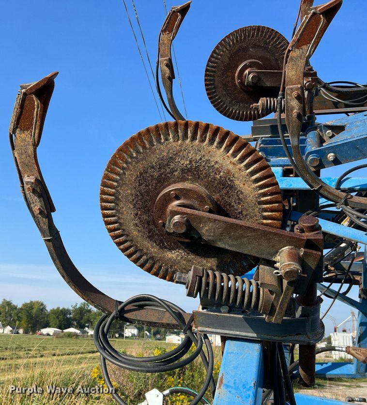 image for item NA9199 DMI Nutri-Placr 4300  anhydrous ammonia applicator