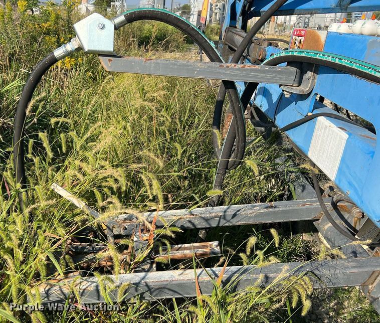 image for item NA9199 DMI Nutri-Placr 4300  anhydrous ammonia applicator