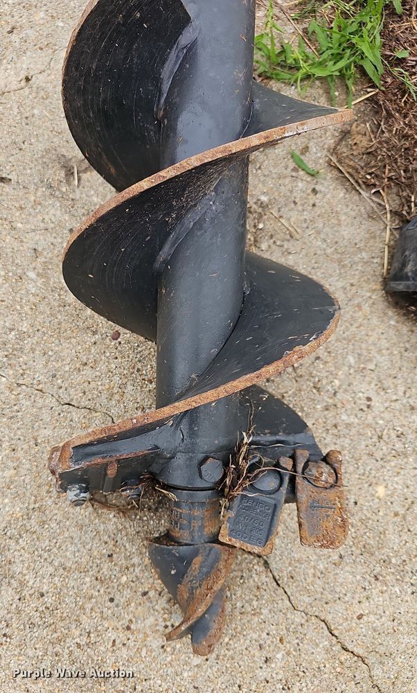 image for item NJ9813 Land Pride  auger