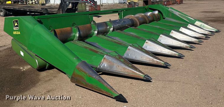 image for item NM9549 John Deere 853A  all-crop head