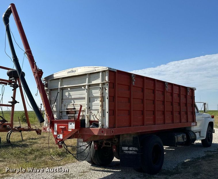 image for item NP9446 1975 Ford  grain truck