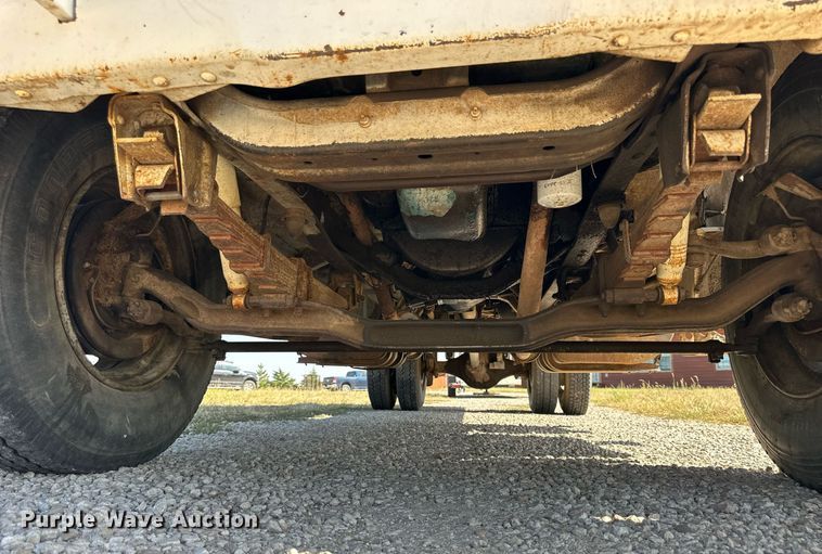 image for item NP9446 1975 Ford  grain truck