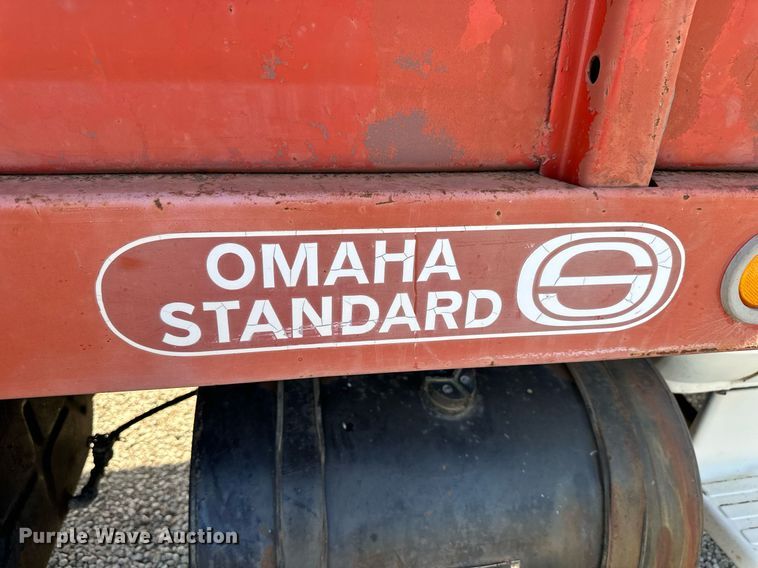 image for item NP9446 1975 Ford  grain truck