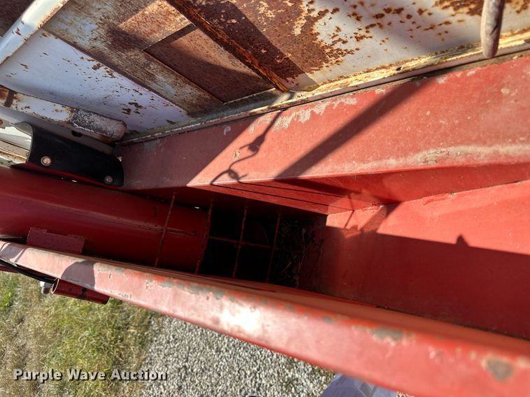 image for item NP9446 1975 Ford  grain truck