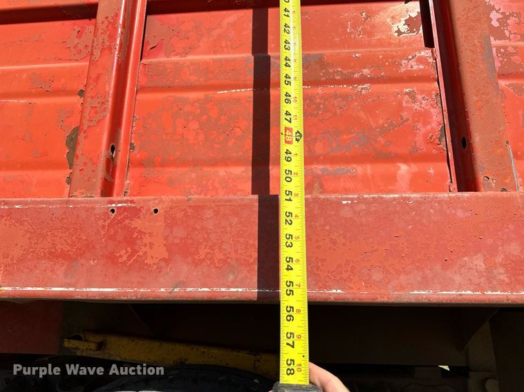 image for item NP9446 1975 Ford  grain truck