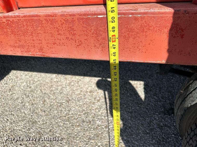 image for item NP9446 1975 Ford  grain truck