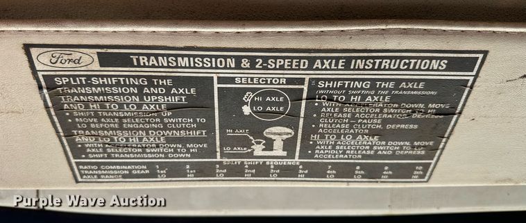 image for item NP9446 1975 Ford  grain truck