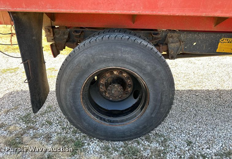 image for item NP9446 1975 Ford  grain truck