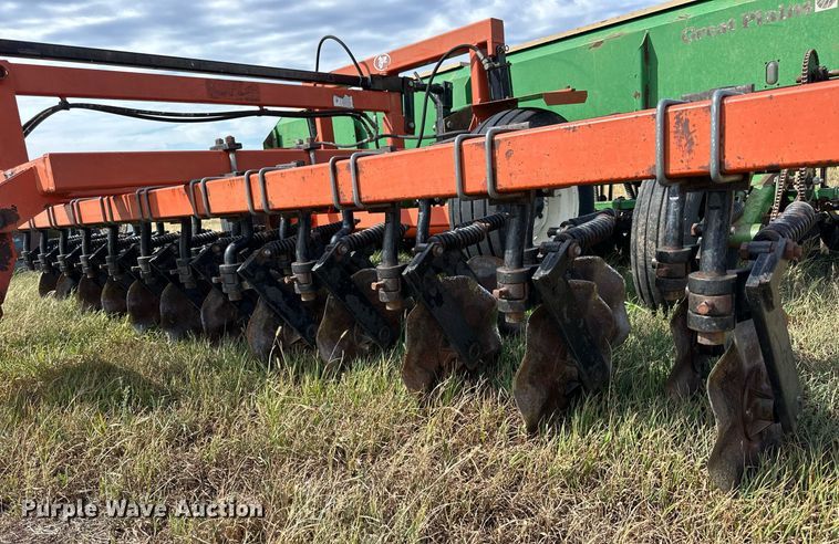 image for item NP9541 Great Plains  3PD15-247589 grain drill