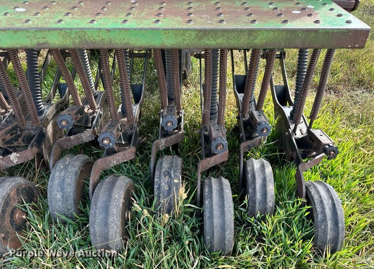 image for item NP9541 Great Plains  3PD15-247589 grain drill