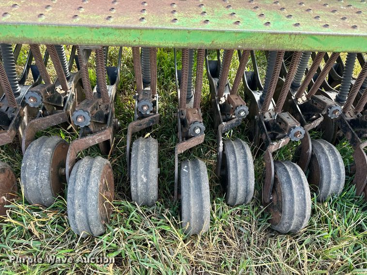 image for item NP9541 Great Plains  3PD15-247589 grain drill