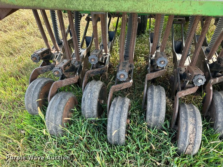 image for item NP9541 Great Plains  3PD15-247589 grain drill