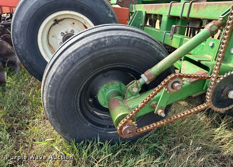 image for item NP9541 Great Plains  3PD15-247589 grain drill