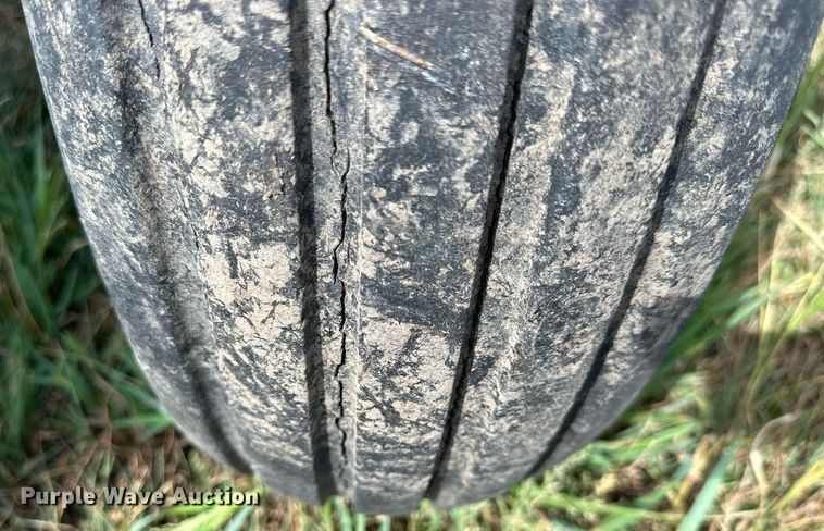 image for item NP9541 Great Plains  3PD15-247589 grain drill