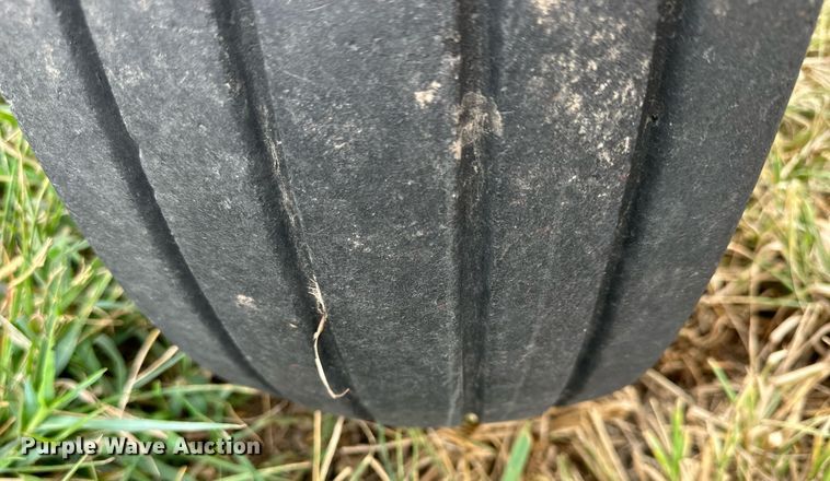 image for item NP9544 John Deere 250 sprayer