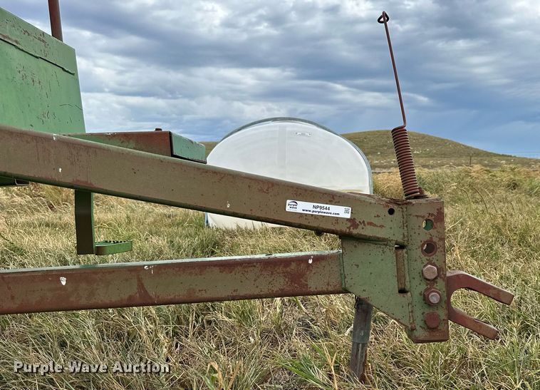 image for item NP9544 John Deere 250 sprayer