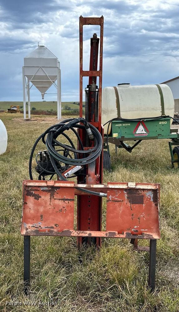 image for item NP9546 Skid steer post driver