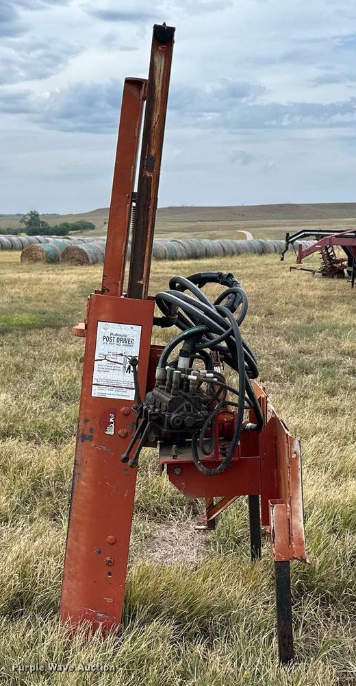 image for item NP9546 Skid steer post driver