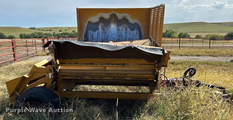 image for item NP9551 Haybuster 2650 bale processor