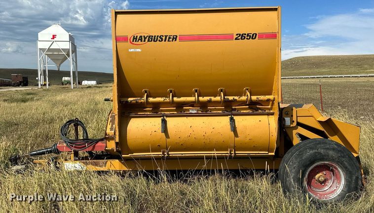 image for item NP9551 Haybuster 2650 bale processor