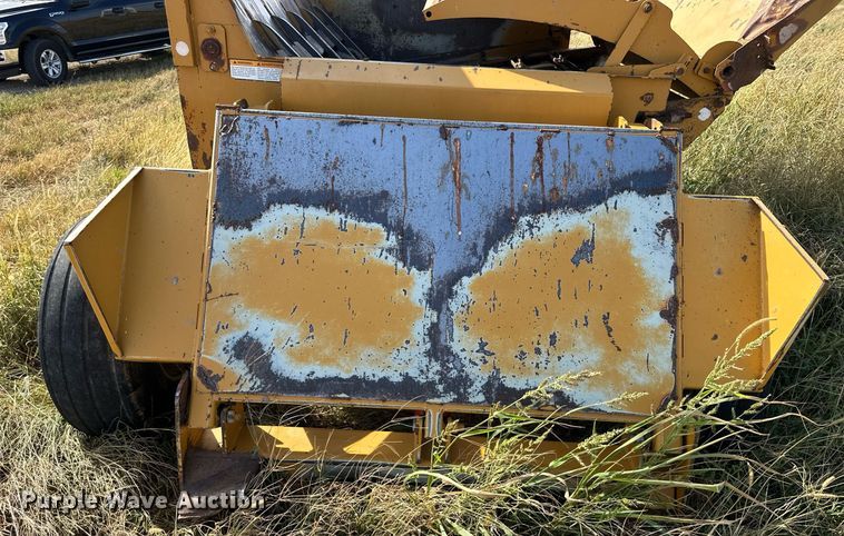 image for item NP9551 Haybuster 2650 bale processor